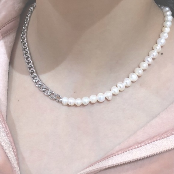 Gift 🎁 Half pearl half chain Contemporary Freshwater Pearl Cuban curb Necklace - Picture 4 of 8